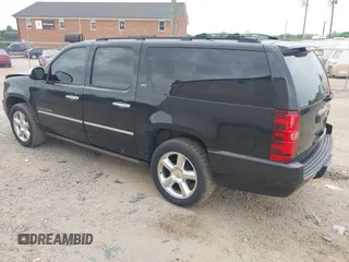 2012 Chevrolet Suburban LTZ z VIN 1GNSKKE75CR218043, wystawiony jako IAAI lot #42118487 z przebiegiem 177 094 mil mil oraz . Historia ofert i sprzedaży dostępna na DreamBid. Obrazek 3.
