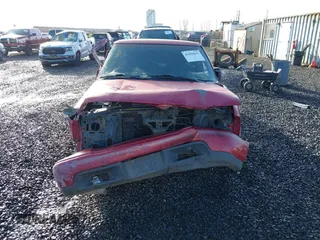 1999 GMC Sonoma with VIN 1GTCS1441XK501097, listed as a IAAI auction lot 41656623 with 162,160 mi miles. Bid and sale history available at carsss.com. Image 13.