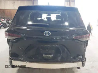 2023 Toyota Sienna XLE z VIN 5TDYRKEC5PS148076, wystawiony jako IAAI lot #42154673 z przebiegiem 169 197 mil mil oraz . Historia ofert i sprzedaży dostępna na DreamBid. Obrazek 6.