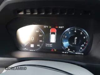 2020 Volvo XC90 Momentum z VIN YV4A221K6L1560952, wystawiony jako IAAI lot #41340408 z przebiegiem 105 731 mil mil oraz . Historia ofert i sprzedaży dostępna na DreamBid. Obrazek 7.