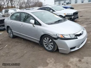 2010 Honda Civic Sdn EX with VIN 19XFA1F81AE063823, listed as a IAAI auction lot 40940408 with 108,785 mi miles. Bid and sale history available at carsss.com. Image 1.