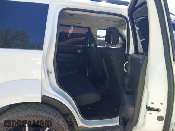 2011 Dodge Nitro Heat with VIN 1D4PT4GX9BW587284, listed as a IAAI auction lot 41998357 with 100,366 mi miles and . Bid and sale history available at DreamBid. Image 8.