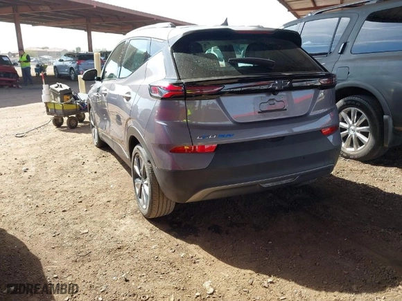 2023 Chevrolet Bolt EUV LT with VIN 1G1FY6S08P4106842, listed as a IAAI auction lot 41629936 with 96,298 mi miles. Bid and sale history available at carsss.com. Image 3.