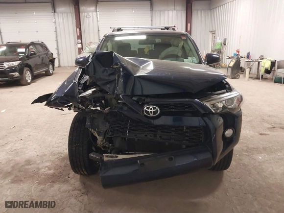 2019 Toyota 4Runner SR5 with VIN JTEBU5JR2K5698426, listed as a IAAI auction lot 41878911 with 177,360 mi miles. Bid and sale history available at carsss.com. Image 12.