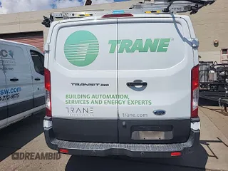 2019 Ford Transit z VIN 1FTYR1YG1KKB57785, wystawiony jako IAAI lot #42888449 z przebiegiem 39 580 mil mil oraz . Historia ofert i sprzedaży dostępna na DreamBid. Obrazek 7.