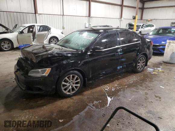 2013 Volkswagen Jetta Sedan SE with VIN 3VWDP7AJ5DM375475, listed as a Copart auction lot 86043504 with 0 mi miles and Salvage Title. Bid and sale history available at carsss.com. Image 1.