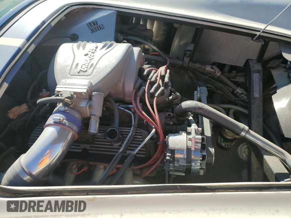 1965 Ford Mustang z VIN FFR1400K, wystawiony jako Copart lot #76302614 z przebiegiem 5 873 mil mil oraz Szkoda całkowita • Salvage title. Historia ofert i sprzedaży dostępna na DreamBid. Obrazek 11.