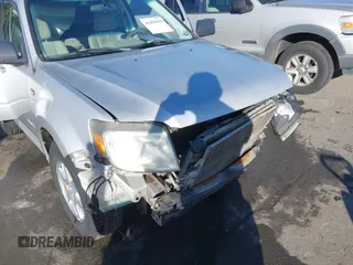 2008 Mercury Mariner с VIN 4M2CU81Z18KJ28741, выставлен на аукционе IAAI как лот 41451859 с пробегом 199 818 миль миль и . История ставок и продаж доступна на DreamBid. Изображение 18.