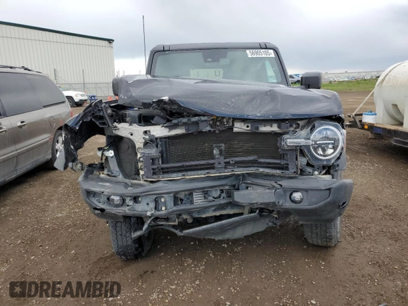 2024 Ford Bronco Big Bend z VIN 1FMDE7BH5RLA10657, wystawiony jako Copart lot #56905105 z przebiegiem 32 537 mil mil oraz Szkoda całkowita • Salvage title. Historia ofert i sprzedaży dostępna na DreamBid. Obrazek 5.