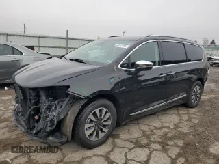 2021 Chrysler Pacifica Hybrid Limited z VIN 2C4RC1S79MR553384, wystawiony jako Copart lot #43167425 z przebiegiem 49 367 mil mil oraz Nie do naprawy • Non repairable. Historia ofert i sprzedaży dostępna na DreamBid. Obrazek 1.