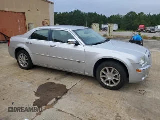 2008 Chrysler 300 C with VIN 2C3LK63H78H244347, listed as a Copart auction lot 71287504 with 201,210 mi miles and Salvage Title. Bid and sale history available at DreamBid. Image 4.