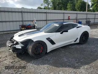 2015 Chevrolet Corvette Z06 3LZ z VIN 1G1YT2D6XF5602168, wystawiony jako Copart lot #56561745 z przebiegiem 28 660 mil mil oraz Szkoda całkowita • Salvage title. Historia ofert i sprzedaży dostępna na DreamBid. Obrazek 1.