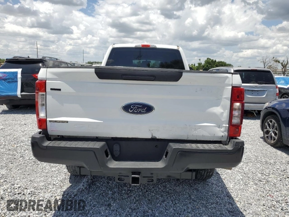 2017 Ford F-250 Lariat with VIN 1FT7W2BT4HEE27096, listed as a Copart auction lot 63132235 with 185,512 mi miles and Clean title. Bid and sale history available at DreamBid. Image 6.