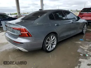 2019 Volvo S60 Momentum with VIN 7JR102FK3KG003852, listed as a Copart auction lot 88770525 with 89,455 mi miles and Non Repairable. Bid and sale history available at carsss.com. Image 3.