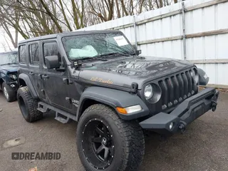 2020 Jeep Wrangler Unlimited Sport z VIN 1C4HJXDN3LW164701, wystawiony jako IAAI lot #41200437 z przebiegiem 102 272 mil mil oraz . Historia ofert i sprzedaży dostępna na DreamBid. Obrazek 1.