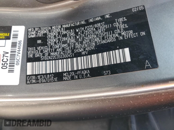 2005 Toyota Sienna XLE with VIN 5TDZA22C35S300451, listed as a Copart auction lot 52035345 with Not provided miles and Salvage title. Bid and sale history available at DreamBid. Image 15.