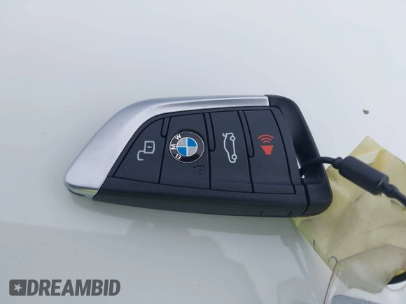 2025 BMW 3 Series 330i with VIN 3MW69CW00S8F10279, listed as a IAAI auction lot 42449705 with 8,908 mi miles and . Bid and sale history available at DreamBid. Image 11.