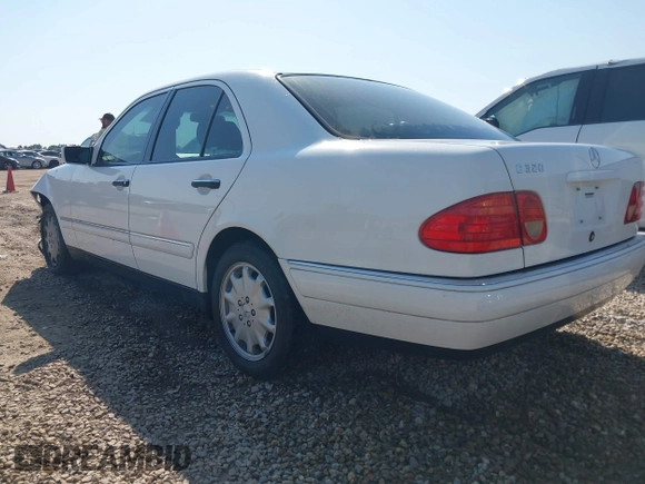 1999 Mercedes-Benz E-Class with VIN WDBJF65H6XA867166, listed as a IAAI auction lot 42017341 with 89,841 mi miles. Bid and sale history available at carsss.com. Image 3.