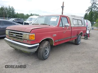 1990 Ford F-150 z VIN 1FTEF14N1LPA97317, wystawiony jako IAAI lot #42390606 z przebiegiem 88 109 mil mil oraz . Historia ofert i sprzedaży dostępna na DreamBid. Obrazek 2.