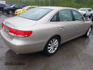 2006 Hyundai Azera SE с VIN KMHFC46F76A134958, выставлен на аукционе IAAI как лот 42314943 с пробегом 206 745 миль миль и . История ставок и продаж доступна на DreamBid. Изображение 4.