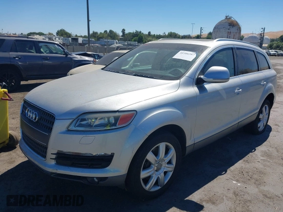 2007 Audi Q7 z VIN WA1AV74L67D046982, wystawiony jako IAAI lot #40306587 z przebiegiem 112 640 mil mil oraz . Historia ofert i sprzedaży dostępna na DreamBid. Obrazek 2.