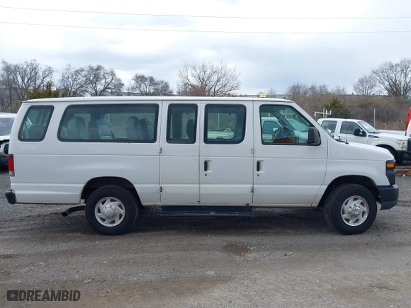 2008 Ford Econoline Wagon XL with VIN 1FDSS31L78DA60161, listed as a IAAI auction lot 41840351 with 151,312 mi miles. Bid and sale history available at carsss.com. Image 14.