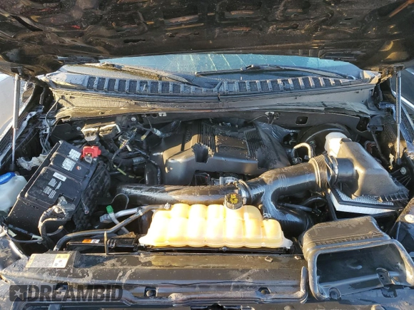 2019 Ford Expedition XLT with VIN 1FMJU1HT9KEA24943, listed as a Copart auction lot 42870515 with 61,510 mi miles and Non Repairable. Bid and sale history available at carsss.com. Image 12.