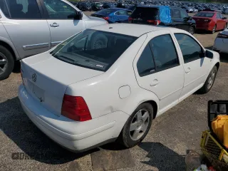 1999 Volkswagen Jetta GLS z VIN 3VWSA29M5XM074977, wystawiony jako Copart lot #65656884 z przebiegiem 124 921 mil mil oraz Nie do naprawy • Non repairable. Historia ofert i sprzedaży dostępna na DreamBid. Obrazek 3.