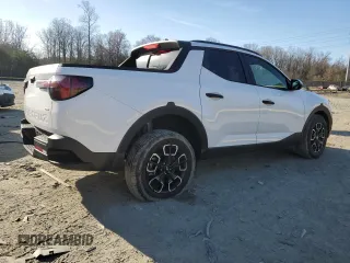 2024 Hyundai Santa Cruz SEL z VIN 5NTJCDDE1RH121355, wystawiony jako Copart lot #49340965 z przebiegiem 417 mil mil oraz Szkody całkowita. Historia ofert i sprzedaży dostępna na DreamBid. Obrazek 3.