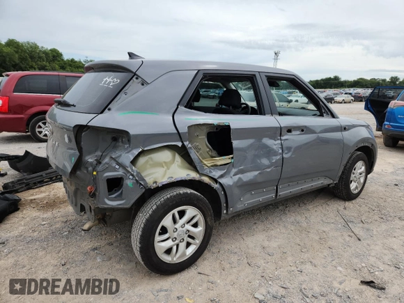 2022 Hyundai Venue SE with VIN KMHRB8A30NU141607, listed as a Copart auction lot 63023035 with 59,676 mi miles and Salvage title. Bid and sale history available at DreamBid. Image 3.