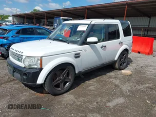 2012 Land Rover LR4 Lux z VIN SALAK2D45CA650604, wystawiony jako IAAI lot #42328089 z przebiegiem 161 037 mil mil oraz . Historia ofert i sprzedaży dostępna na DreamBid. Obrazek 17.