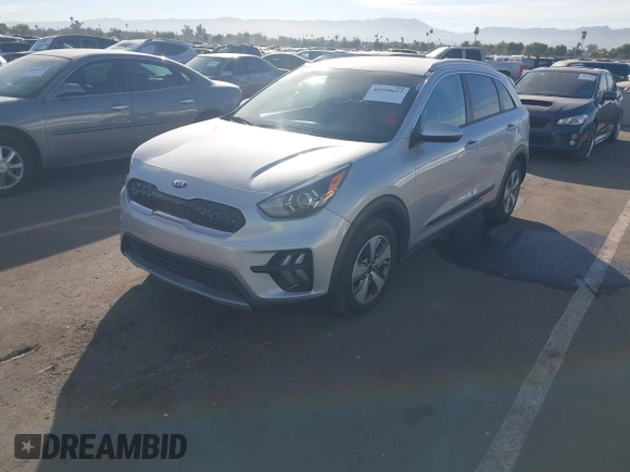 2020 Kia Niro LX with VIN KNDCB3LC3L5369229, listed as a IAAI auction lot 40950627 with 147,812 mi miles. Bid and sale history available at carsss.com. Image 17.