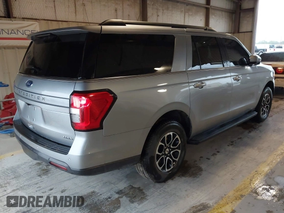 2024 Ford Expedition Max XLT with VIN 1FMJK1J88REA58426, listed as a IAAI auction lot 42381012 with 4,989 mi miles and . Bid and sale history available at DreamBid. Image 4.