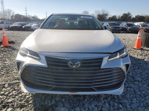 2019 Toyota Avalon Hybrid Limited with VIN 4T1B21FB6KU011593, listed as a Copart auction lot 88923235 with 16,335 mi miles and Salvage Title. Bid and sale history available at carsss.com. Image 5.