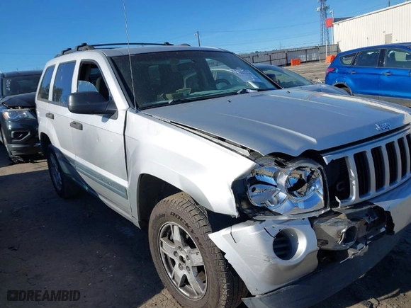 2006 Jeep Grand Cherokee Laredo with VIN 1J4GR48K06C177358, listed as a IAAI auction lot 41861415 with 1 mi miles. Bid and sale history available at carsss.com. Image 1.