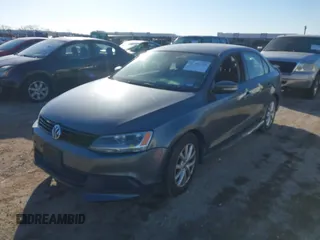 2012 Volkswagen Jetta Sedan SE w/Convenience & Sunroof with VIN 3VWDX7AJ6CM352155, listed as a IAAI auction lot 41461720 with 1 mi miles. Bid and sale history available at carsss.com. Image 6.