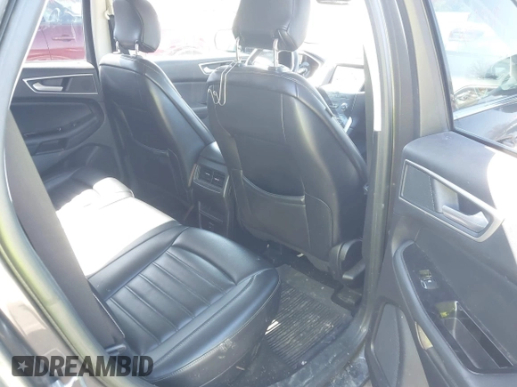 2019 Ford Edge SEL with VIN 2FMPK4J95KBB73037, listed as a IAAI auction lot 41833325 with 72,367 mi miles. Bid and sale history available at carsss.com. Image 8.