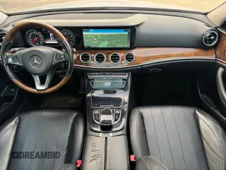 2017 Mercedes-Benz E 300 Luxury with VIN WDDZF4JB3HA096747, listed as a Copart auction lot 63851325 with 142,397 mi miles and Clean title. Bid and sale history available at DreamBid. Image 9.