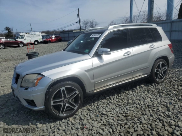 2012 Mercedes-Benz GLK-Class GLK 350 with VIN WDCGG8HB7CF865140, listed as a Copart auction lot 48900605 with 134,211 mi miles and Salvage Title. Bid and sale history available at carsss.com. Image 1.