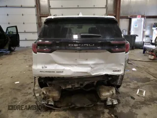 2024 GMC Acadia AWD Denali z VIN 1GKENRKS2RJ183696, wystawiony jako Copart lot #45849965 z przebiegiem 12 918 mil mil oraz Szkoda całkowita • Salvage title. Historia ofert i sprzedaży dostępna na DreamBid. Obrazek 6.