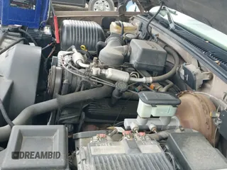 1996 Chevrolet Suburban с VIN 1GNFK16R9TJ326563, выставлен на аукционе IAAI как лот 42300678 с пробегом 211 224 миль миль и . История ставок и продаж доступна на DreamBid. Изображение 12.