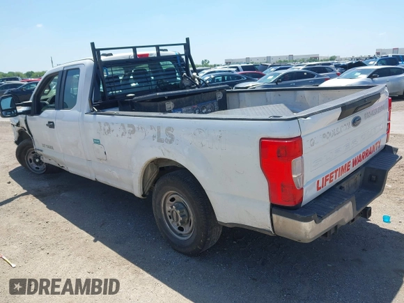 2022 Ford F-250 XL with VIN 1FT7X2AT9NEF22909, listed as a IAAI auction lot 42092468 with 113,578 mi miles and . Bid and sale history available at DreamBid. Image 3.