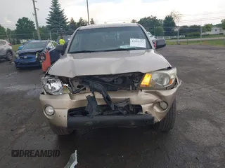 2008 Toyota Tacoma with VIN 5TEMU52N48Z472256, listed as a IAAI auction lot 42601232 with 304,330 mi miles and . Bid and sale history available at DreamBid. Image 12.