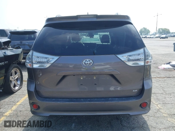 2019 Toyota Sienna SE z VIN 5TDXZ3DC2KS992085, wystawiony jako IAAI lot #42421397 z przebiegiem 93 947 mil mil oraz . Historia ofert i sprzedaży dostępna na DreamBid. Obrazek 17.