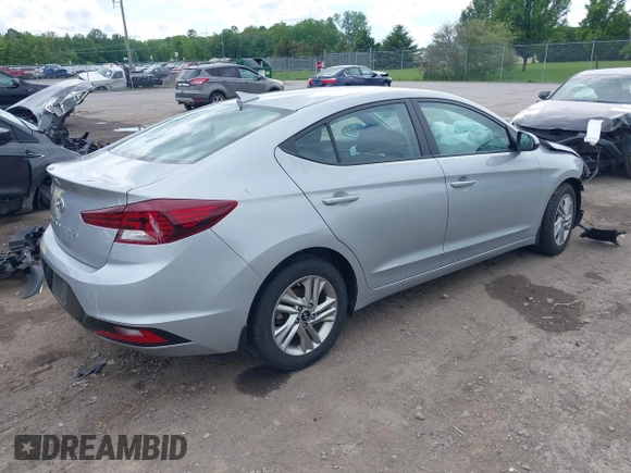 2020 Hyundai Elantra Value Edition z VIN KMHD84LF0LU083231, wystawiony jako IAAI lot #42389540 z przebiegiem 14 338 mil mil oraz . Historia ofert i sprzedaży dostępna na DreamBid. Obrazek 4.