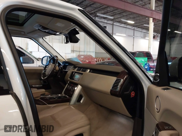 2016 Land Rover Range Rover with VIN SALGR2PF4GA313785, listed as a IAAI auction lot 42383689 with 81,836 mi miles and . Bid and sale history available at DreamBid. Image 5.