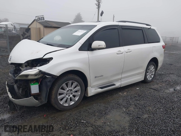 2016 Toyota Sienna XLE z VIN 5TDYK3DC6GS706142, wystawiony jako IAAI lot #41037224 z przebiegiem 162 364 mil mil oraz . Historia ofert i sprzedaży dostępna na DreamBid. Obrazek 17.