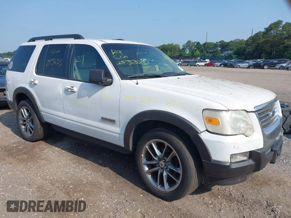 2007 Ford Explorer XLT z VIN 1FMEU73E97UB67644, wystawiony jako IAAI lot #42574685 z przebiegiem Nie podano mil oraz . Historia ofert i sprzedaży dostępna na DreamBid. Obrazek 1.