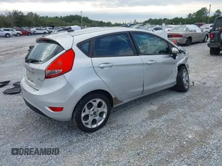 2011 Ford Fiesta SES with VIN 3FADP4FJ5BM232264, listed as a IAAI auction lot 40982622 with 184,726 mi miles. Bid and sale history available at carsss.com. Image 4.