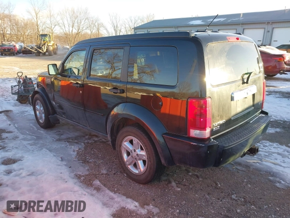 2007 Dodge Nitro SLT with VIN 1D8GU58K27W549214, listed as a IAAI auction lot 41358109 with 99,530 mi miles. Bid and sale history available at carsss.com. Image 3.